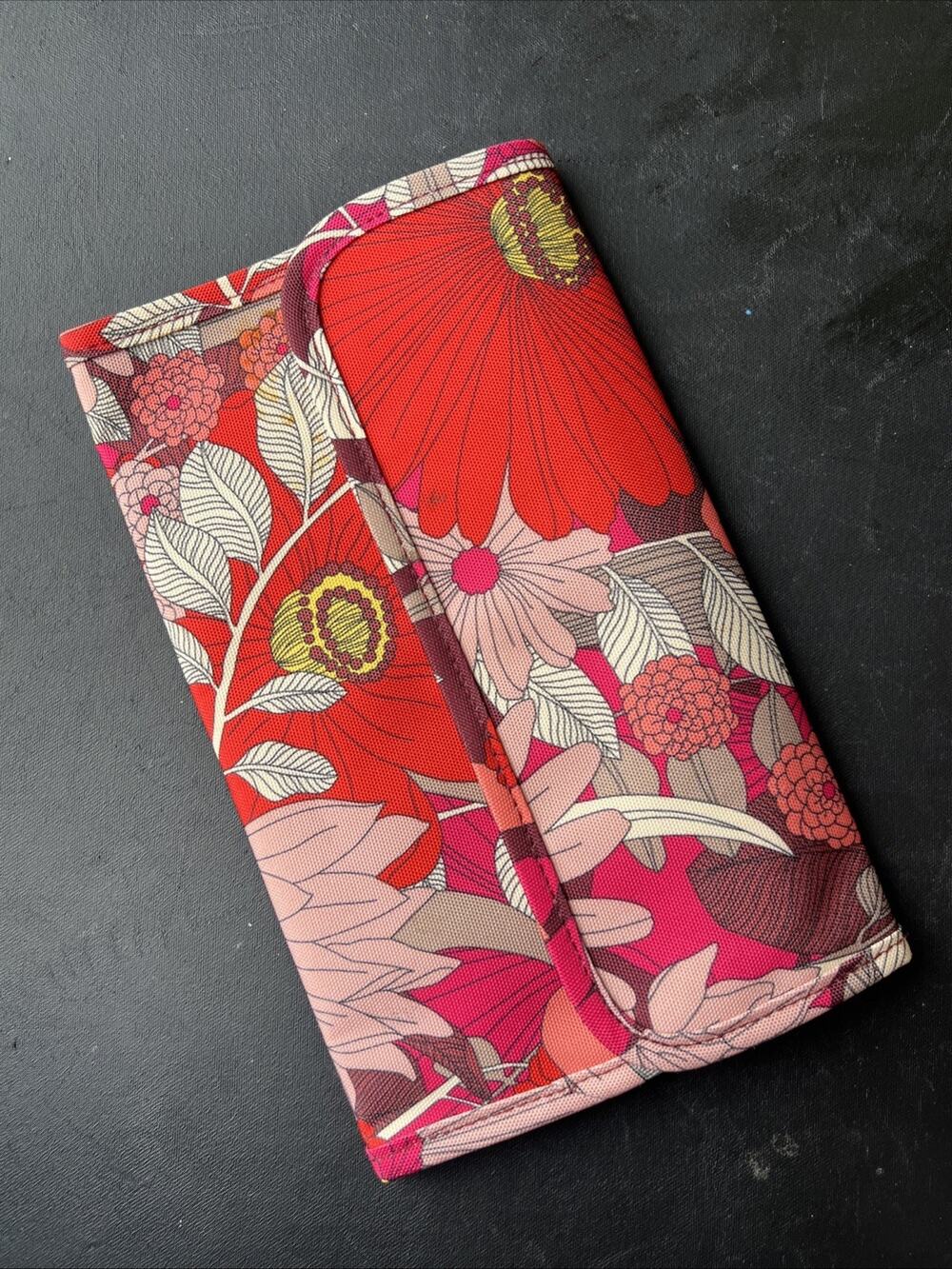 Vera Bradley Makeup Brush Travel Bag Pink And Red Floral